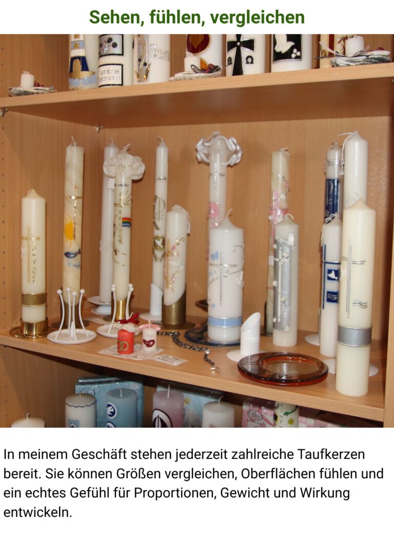 Große Auswahl handverzierter Taufkerzen im Geschäft zum Anfassen und Vergleichen