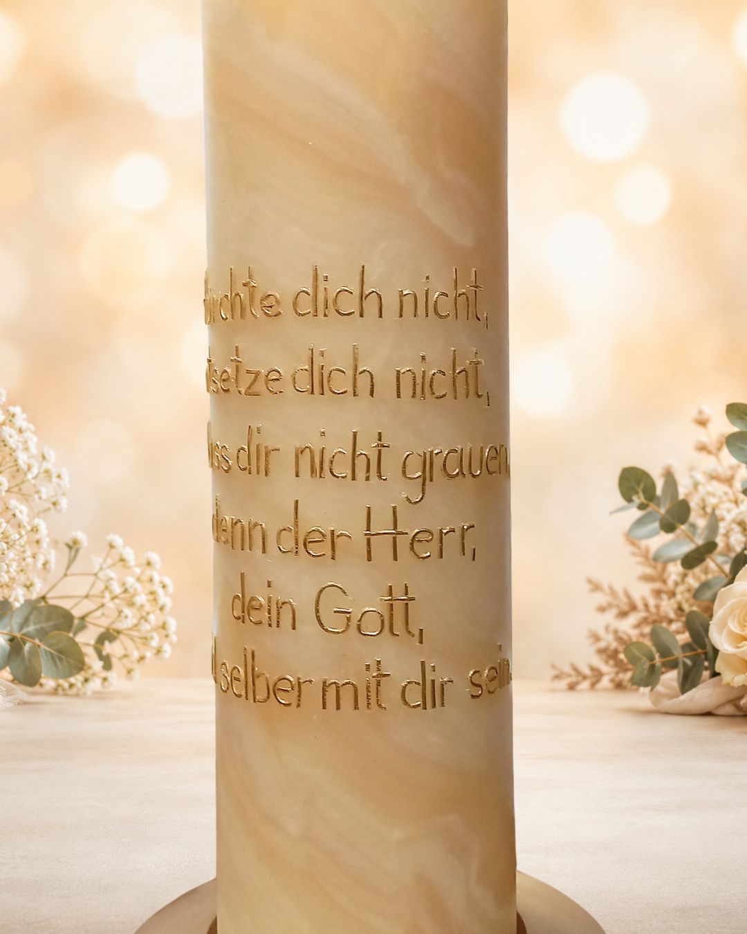 Bienenwachs-Taufkerze Taufspruch mit Echtwachsbuchstaben auf der Rückseite