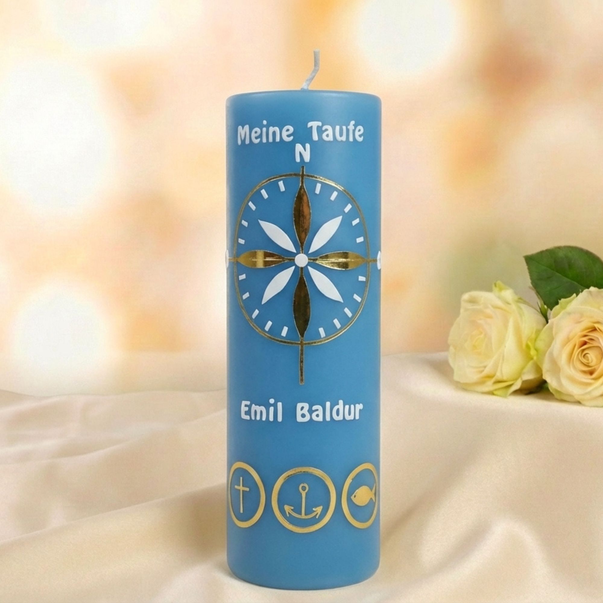 Rustic Taufkerze oceanblau mit gold weißer Windrose